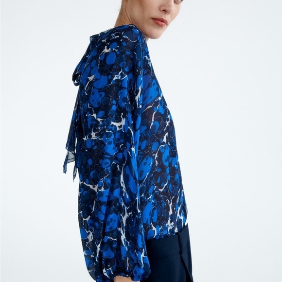 Zara printed blouse with bow size extra large - Picture 2 of 10